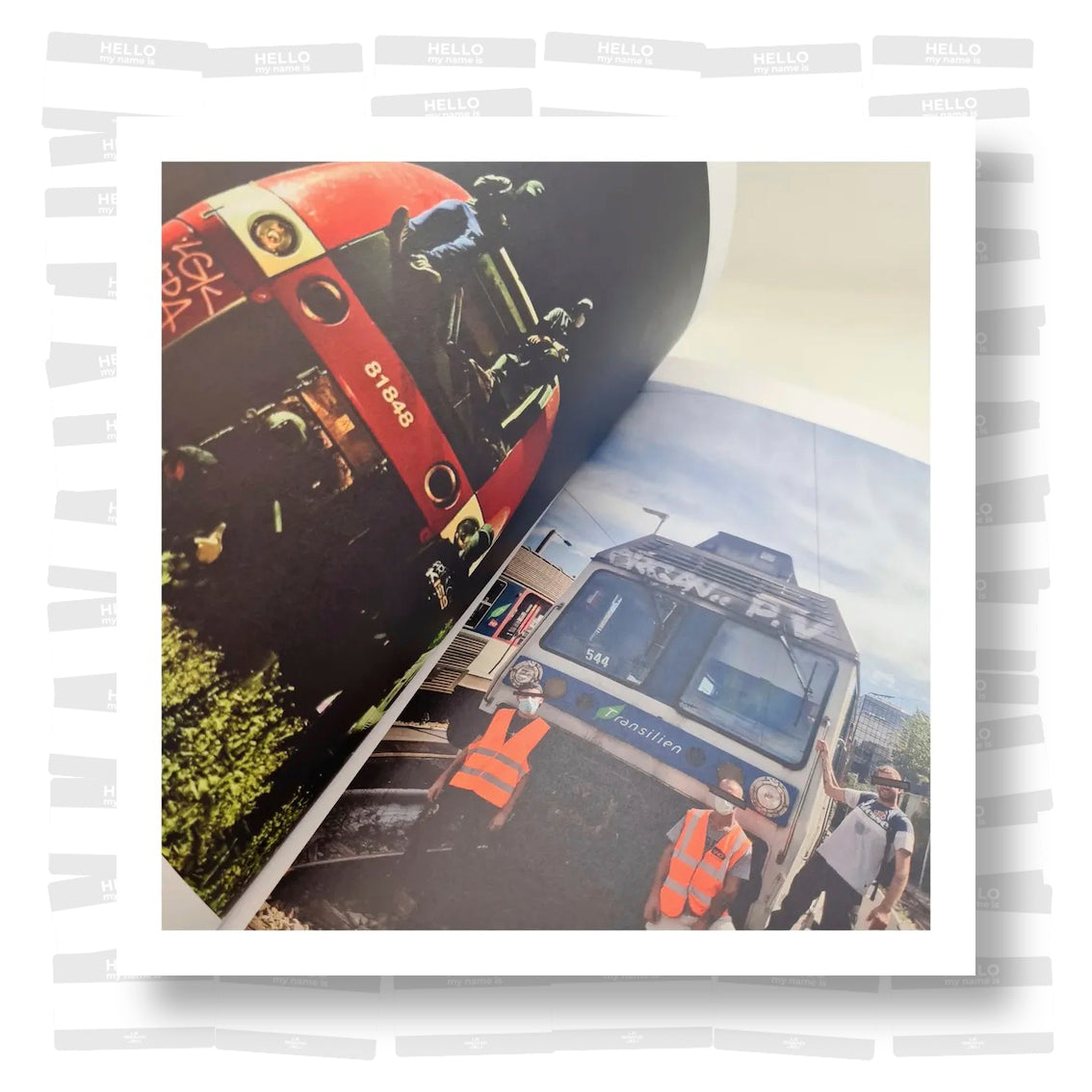 Elga Dekra - Réflexion Sous La Peinture