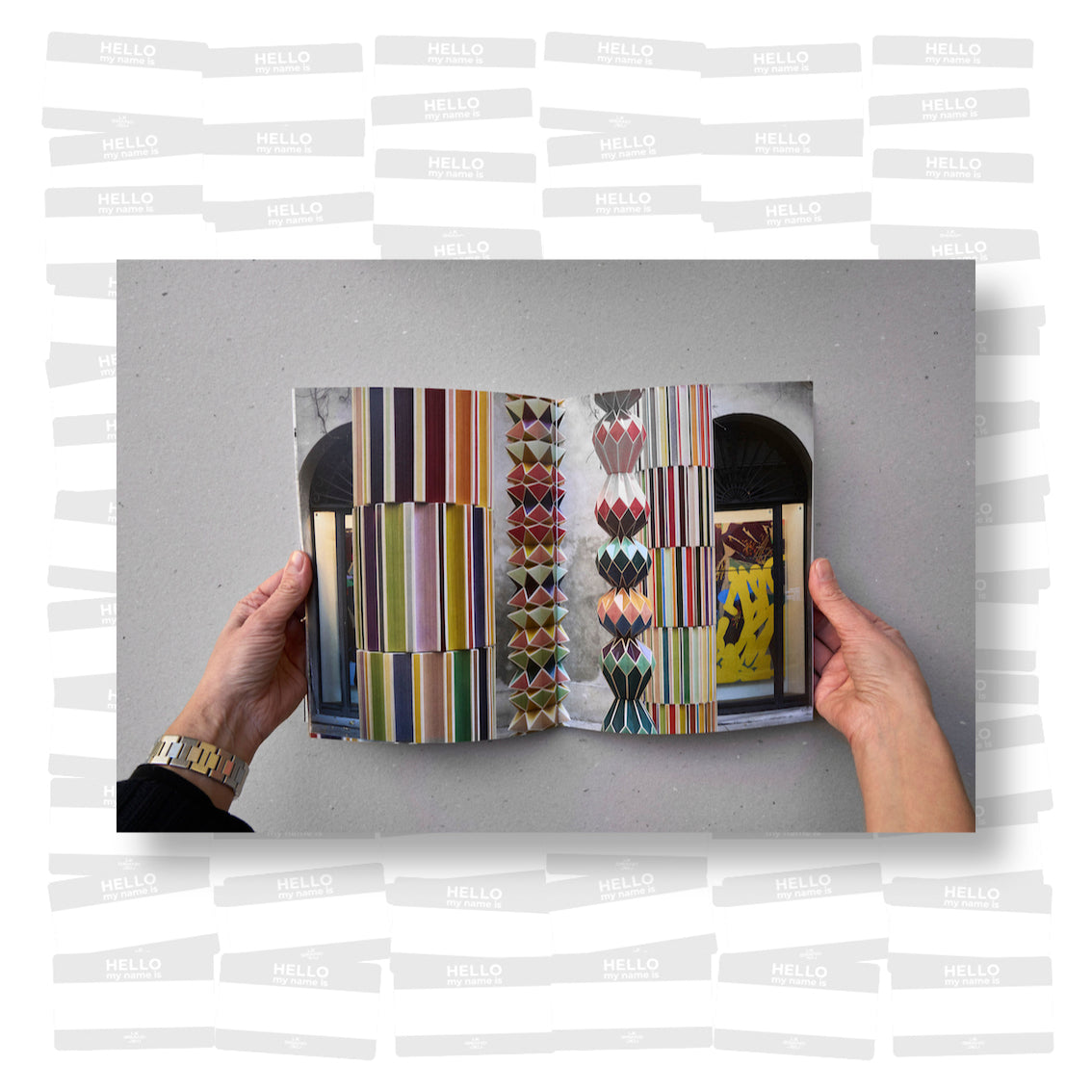 Nuria Mora - Allontanarsi dalla linea gialla